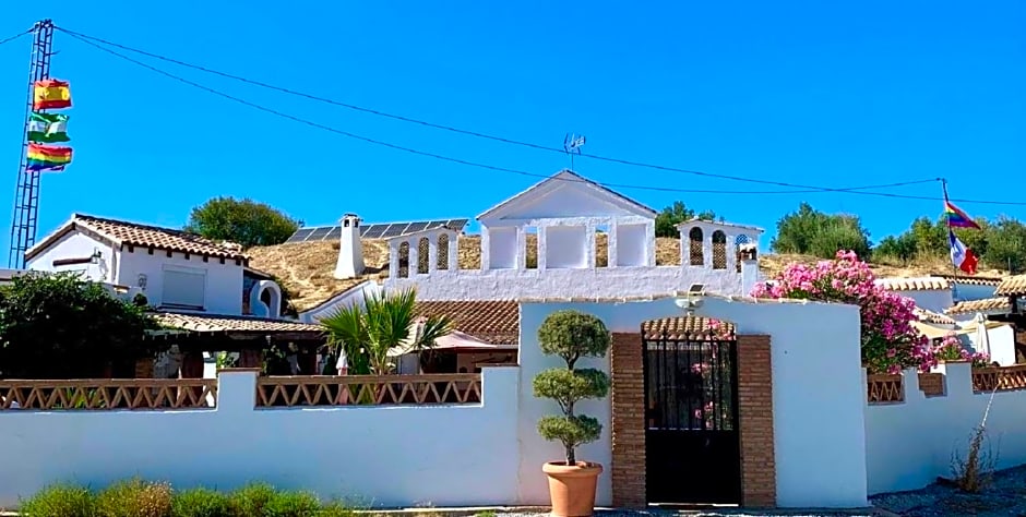 Cueva Romana, Solo Adultos, Apto para Nudistas