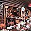 Storm Mountain Lodge & Cabins