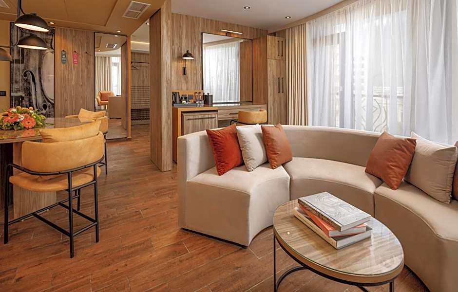 Golden Tulip Vivaldi Hotel