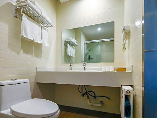 Starway Hotel Tianjin Zhongshan Road Station – Tianjin, GA