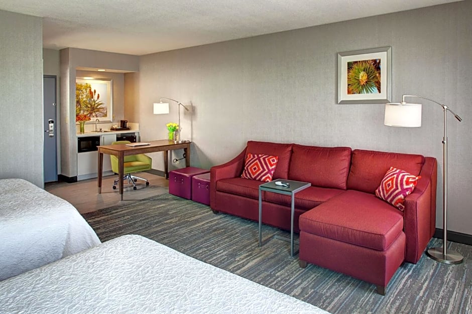 Hampton Inn By Hilton & Suites Palm Desert, Ca