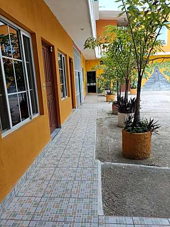 Hotel y Restaurante Casa Jardines