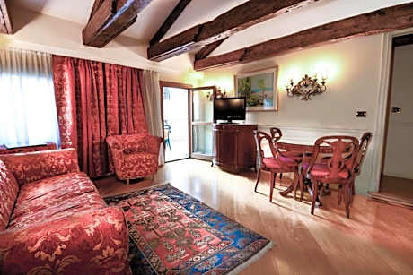 Superior Suite (3 Adults)