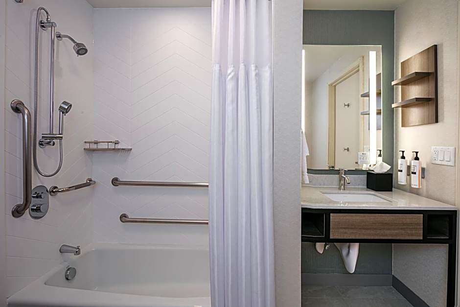 Hilton Garden Inn Tri-Cities - Kennewick