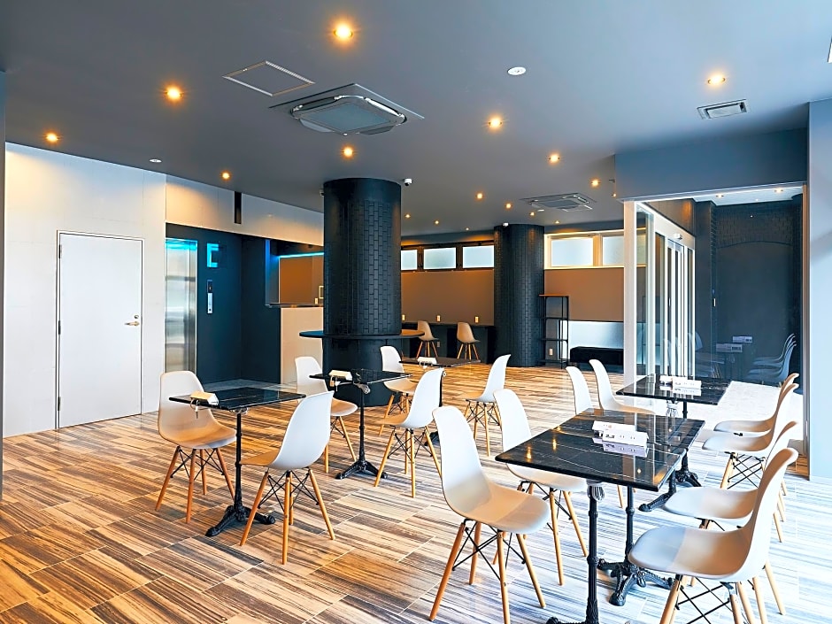 Hotel Pivot ShinImamiya Ekimae