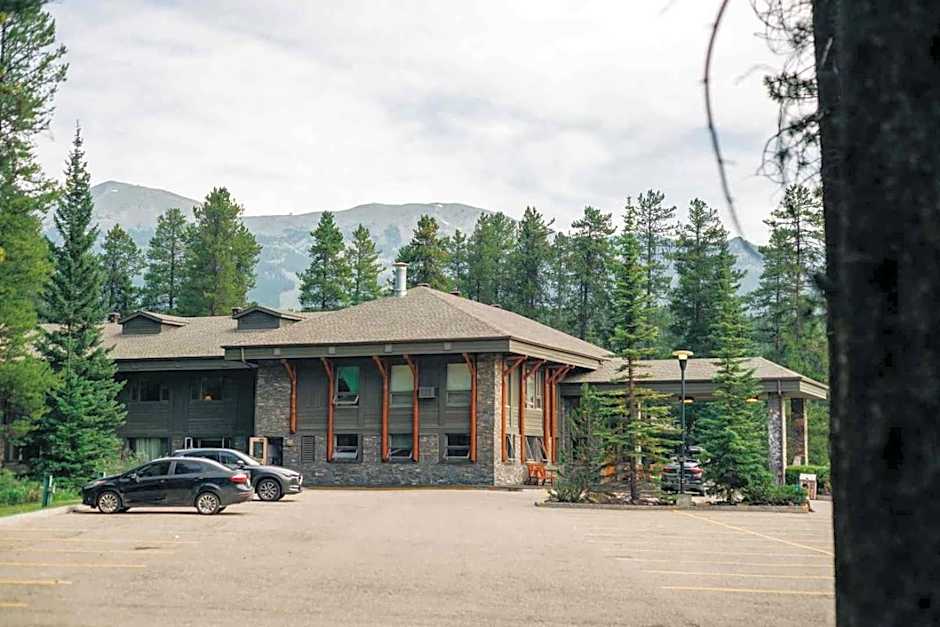 Mountaineer Lodge