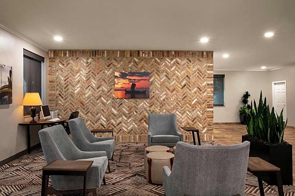 Candlewood Suites Mobile-Downtown By IHG