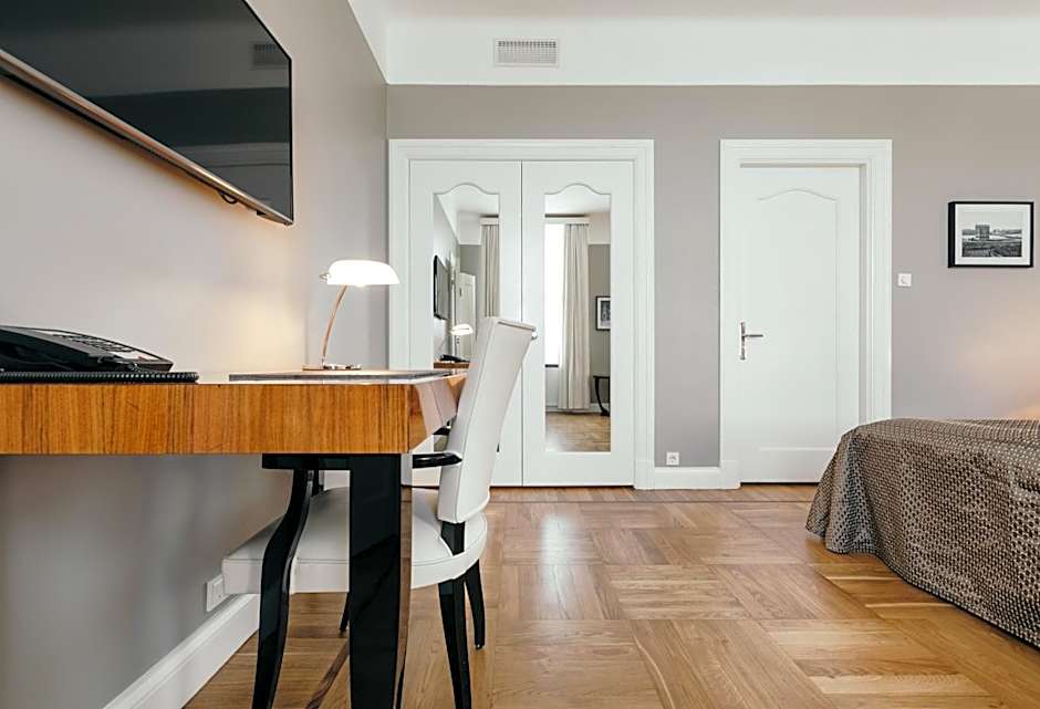 Hotel Borg by Keahotels