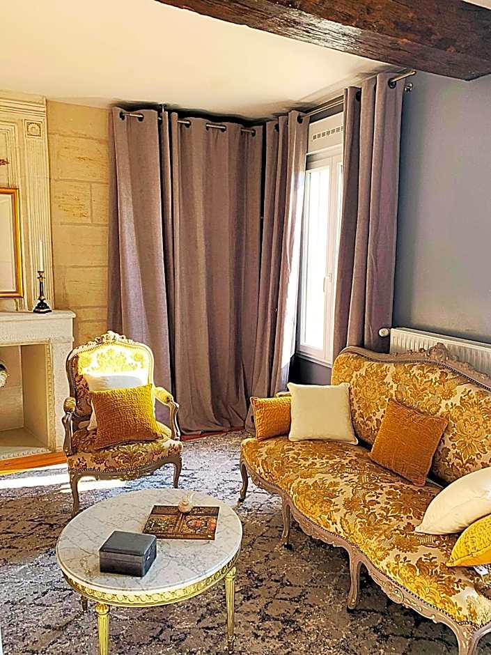 Chambre Bordeaux, piscine et spa