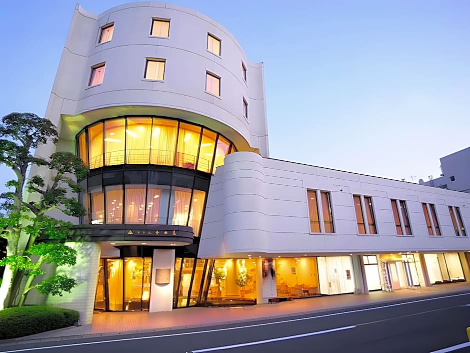 Hotel Kinsuien