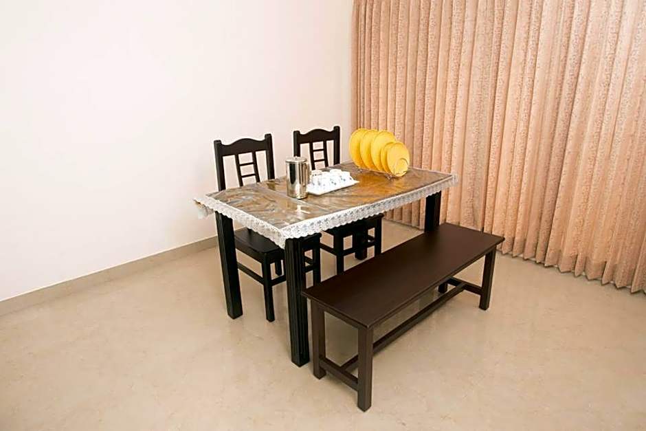 ThulasiRams Service Apartments