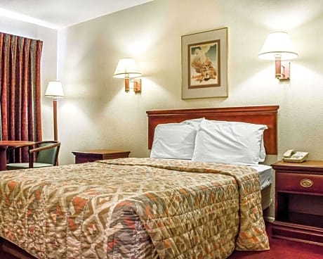 2 Double Beds, Smoking