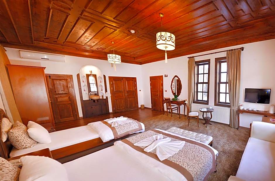 Uluhan Hotel