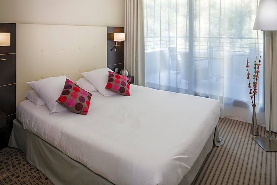 Mercure Aix-en-Provence La Duranne Gare TGV