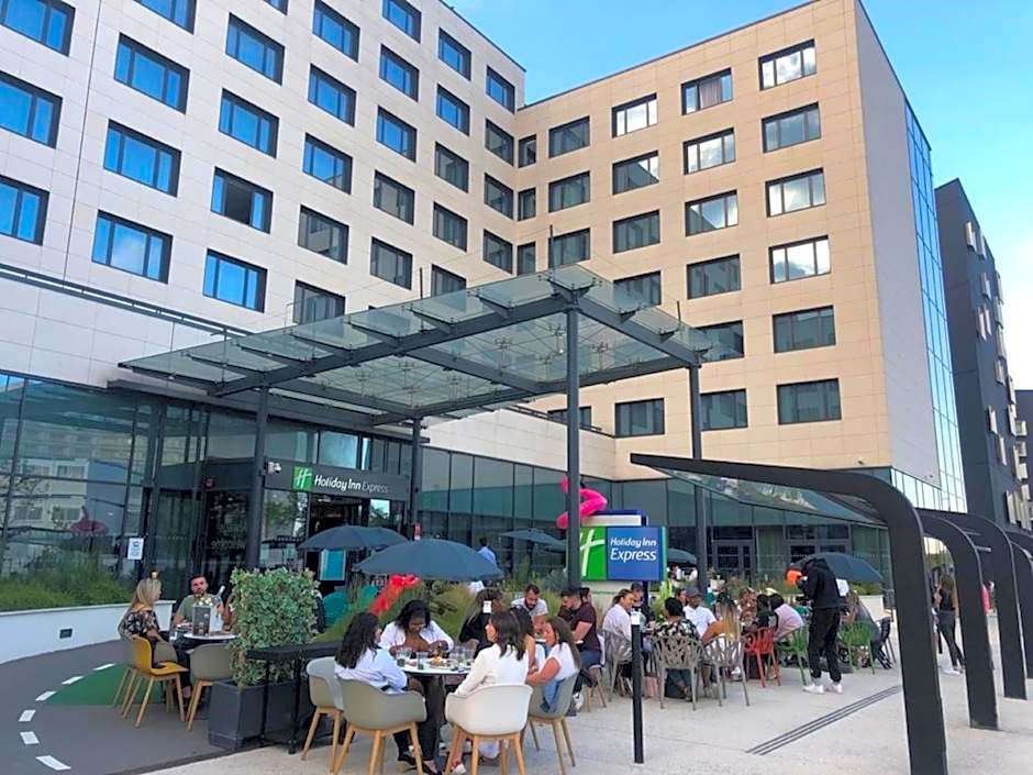 Holiday Inn Express Paris - CDG Airport By IHG