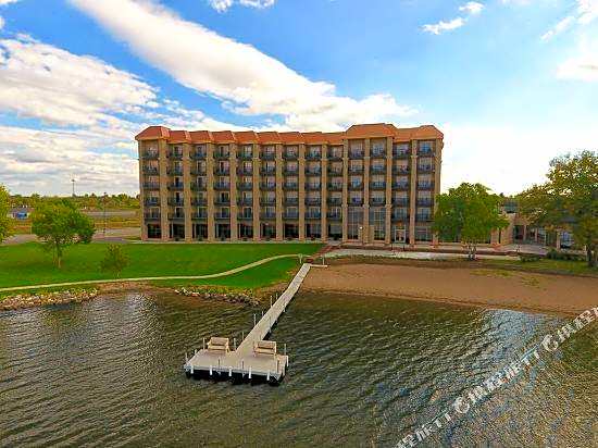 DoubleTree by Hilton Bemidji