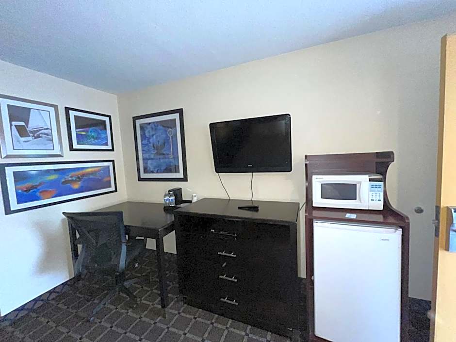 Oregon Trail Inn and Suites