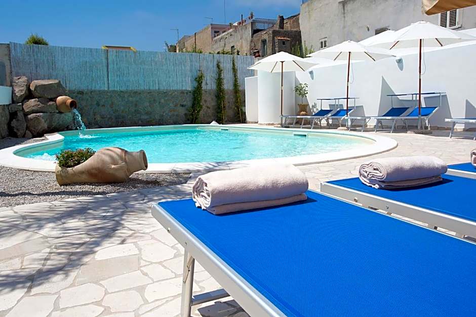 Odysseus Hotel
