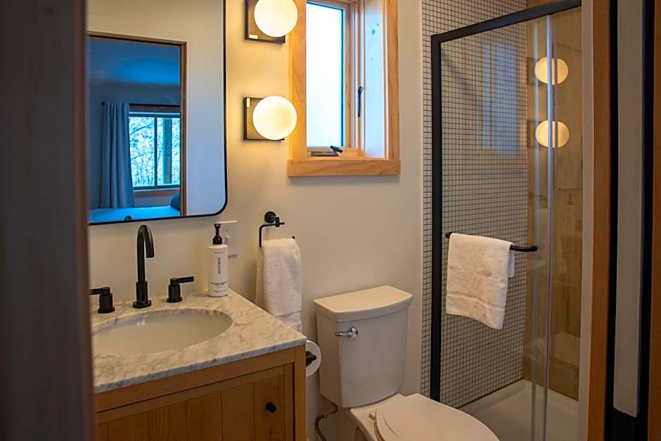 Adirondack Spruce Lodge