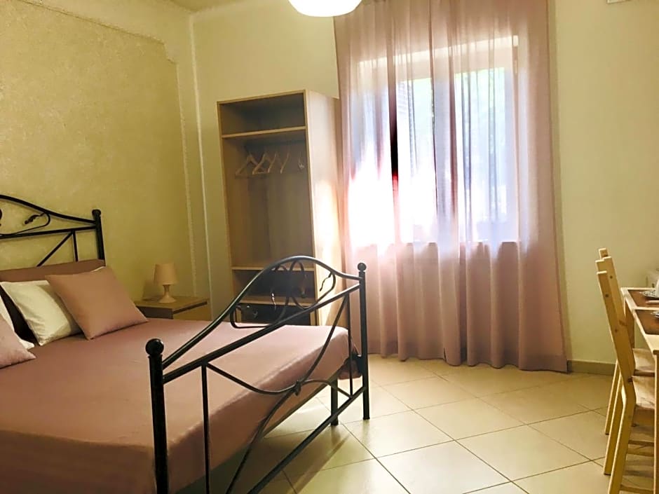 B&b La Pietra – Ercolano , CO