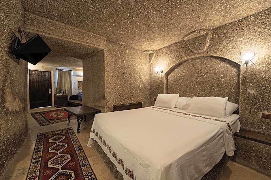 Photo 1 of 9 of Suite
