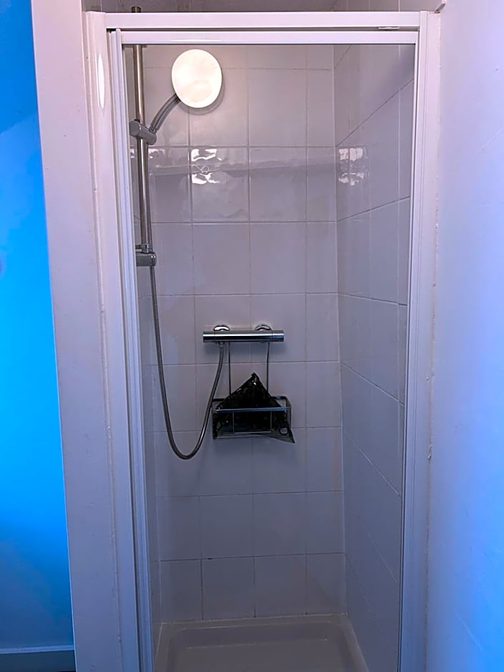 The Old Brasserie & Rooms @ no.8