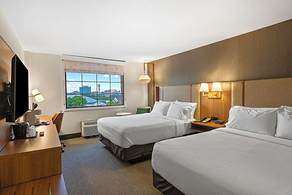 Holiday Inn Niagara Falls State Park Entry By IHG