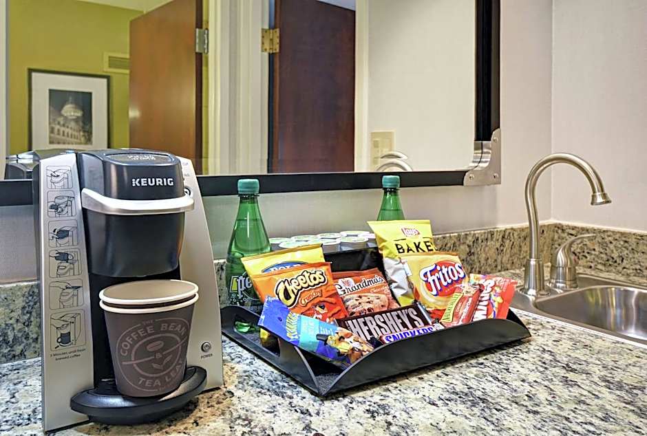 Embassy Suites By Hilton Charleston