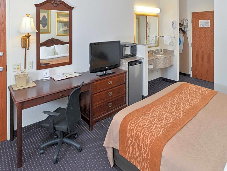 Comfort Inn & Suites Riverton