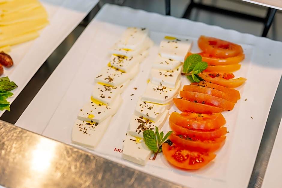 Grand Muthu Oura View Beach Club