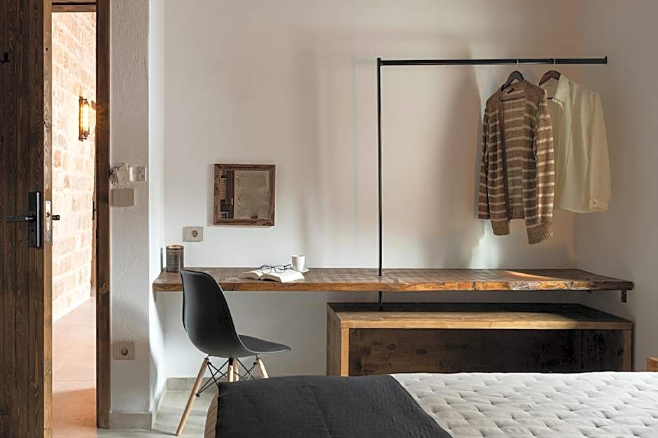 Ancient Knights Luxury Suites