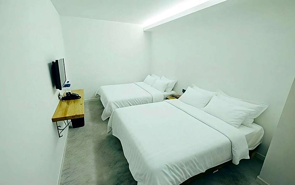 White Loft Hotel