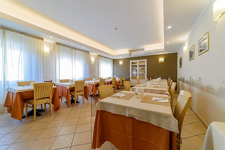 Hotel Tirreno