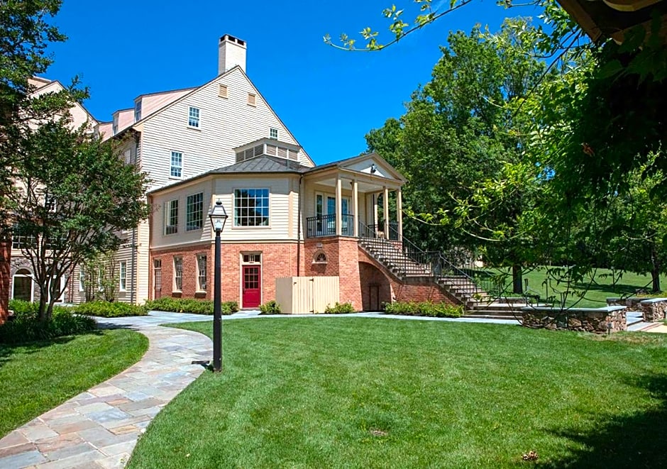 Boar's Head Resort Reservations Center