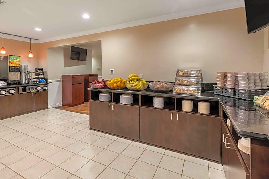 Best Western Plus South Bay Hotel