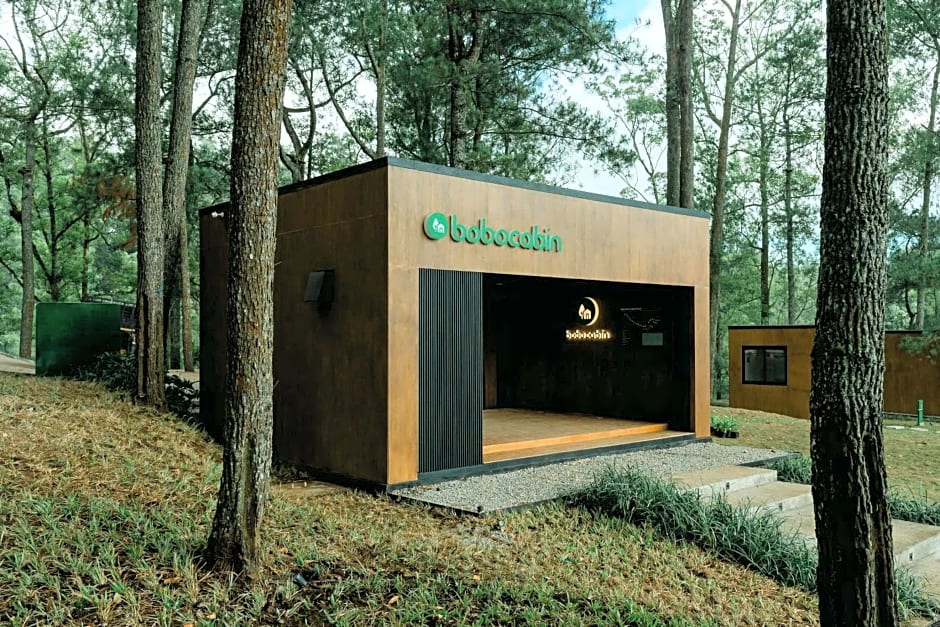 Bobocabin Coban Rondo, Malang