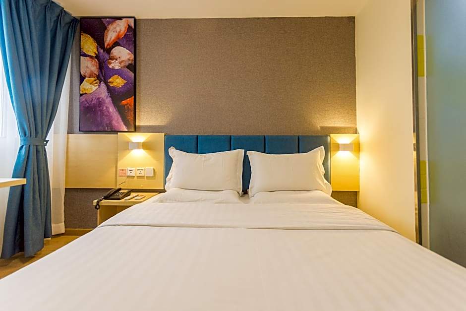 7 Days Inn Zhuhai North Station University Town Jinding Shop