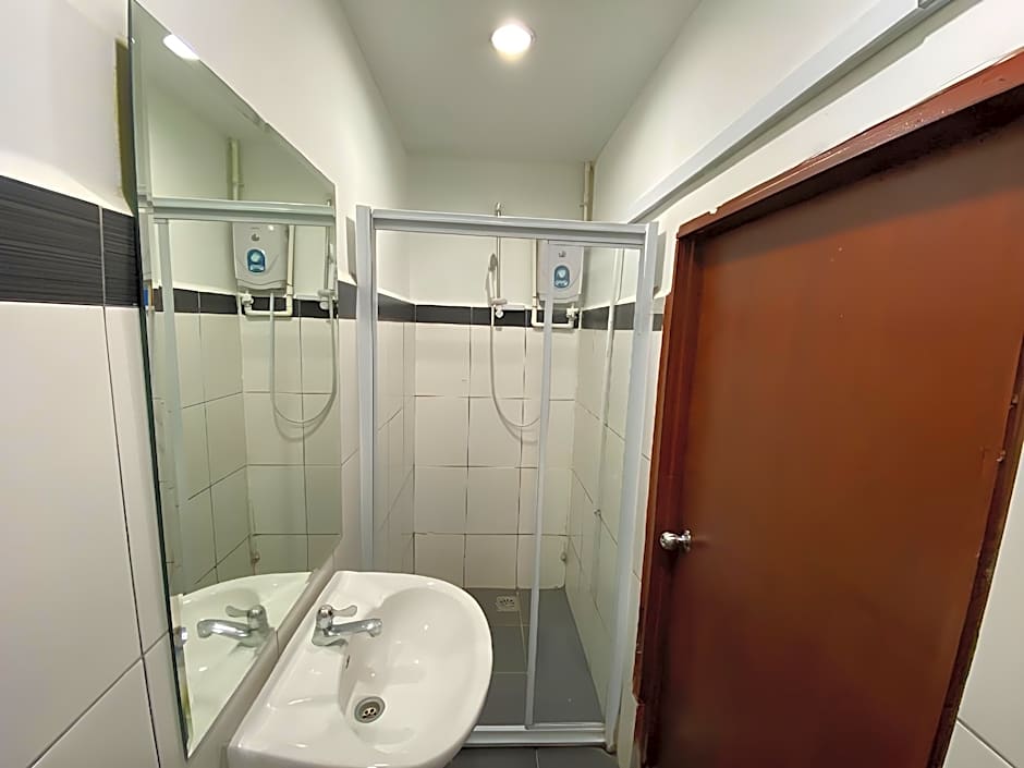 Switz Paradise Hotel