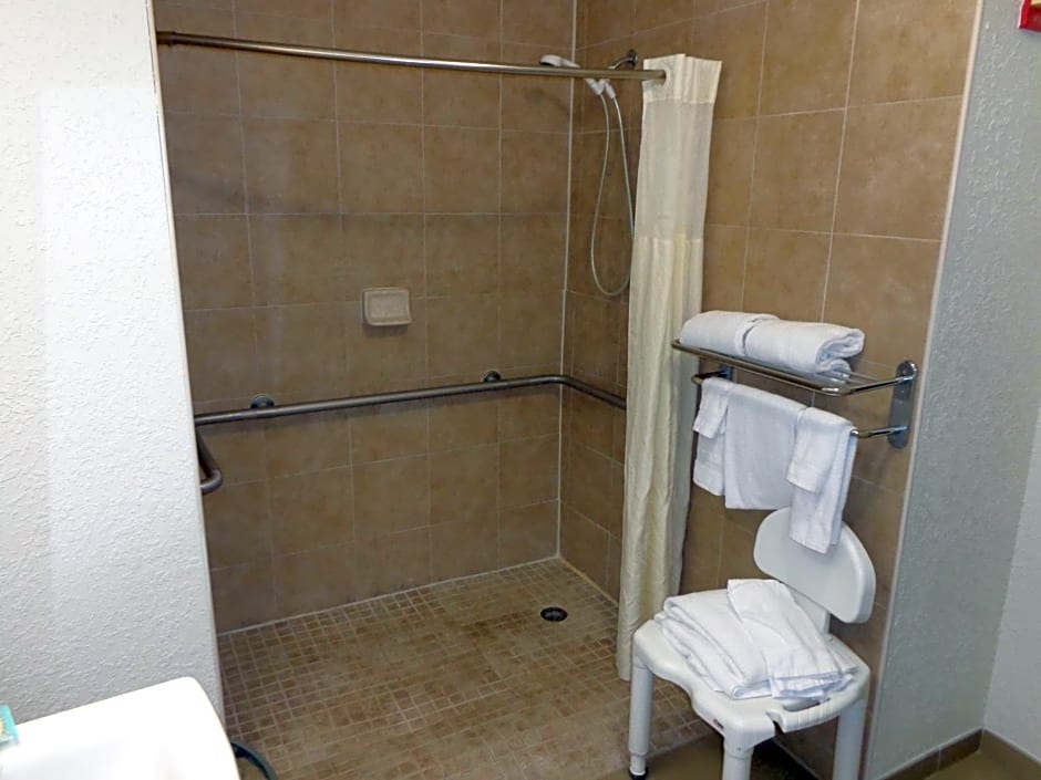 SureStay Plus by Best Western Orlando Lake Buena Vista