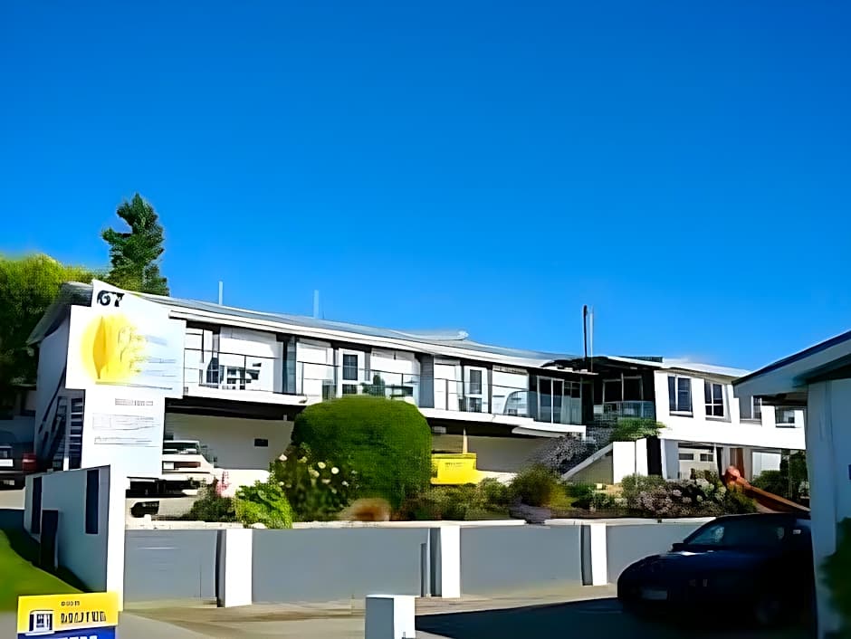 Photo 1 of 9 of Central Gateway Motel