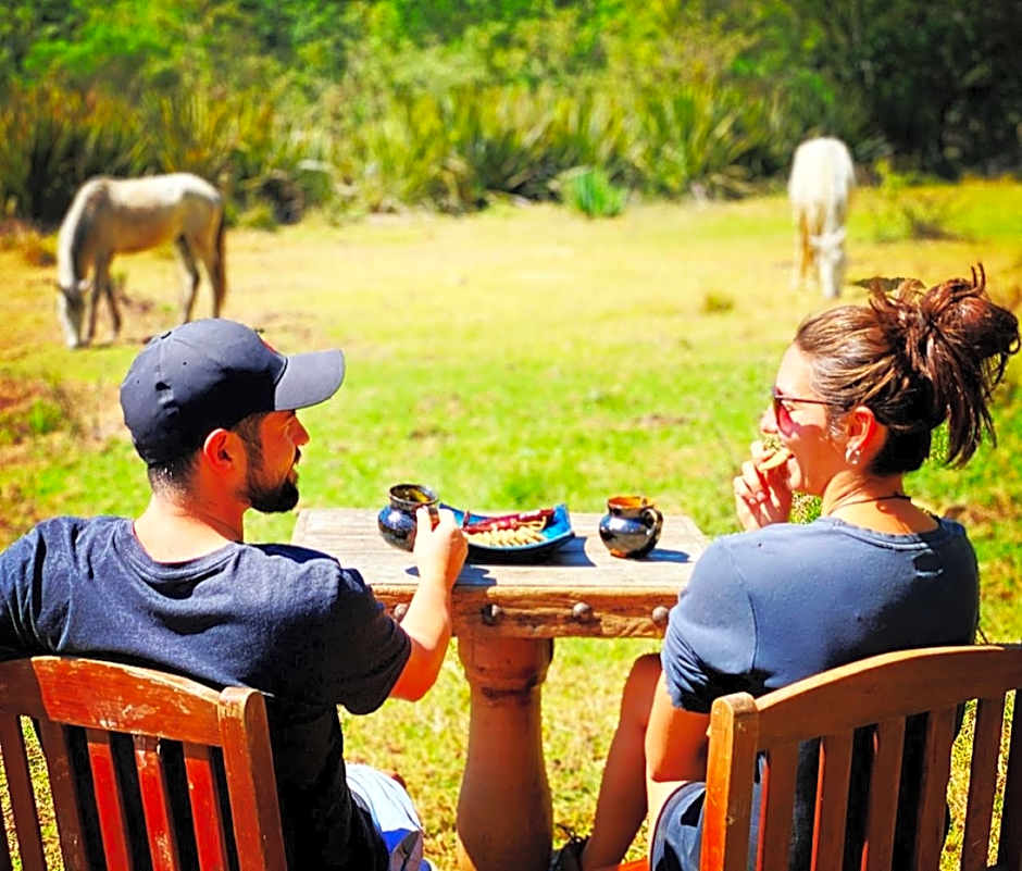 Rancho con Caballos El Reencuentro