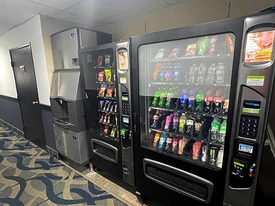 New Victorian Inn & Suites Lincoln