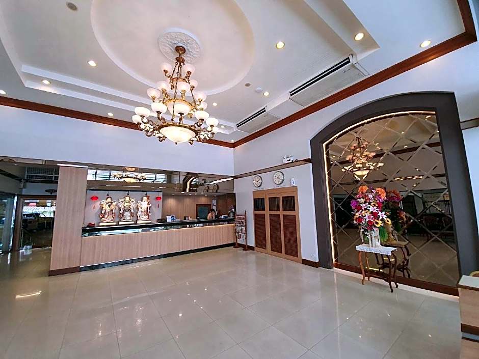 Sakol Hotel