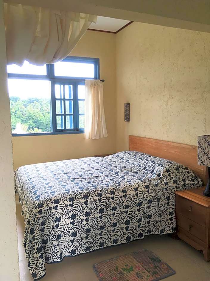 Amrita Villa Sidemen