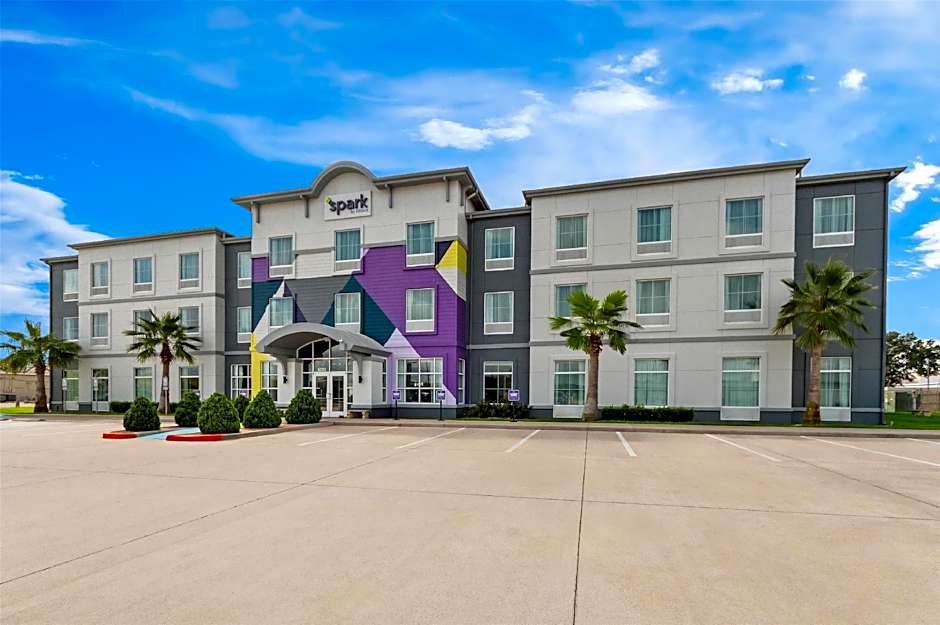 Spark by Hilton Victoria