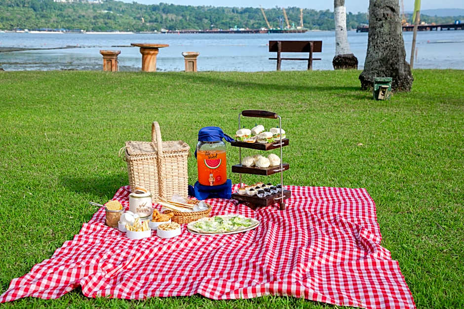 Waterfront Insular Hotel Davao