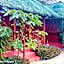 Pareja Tourist Inn