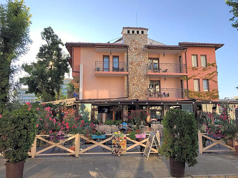 Oleander House and Tennis Club