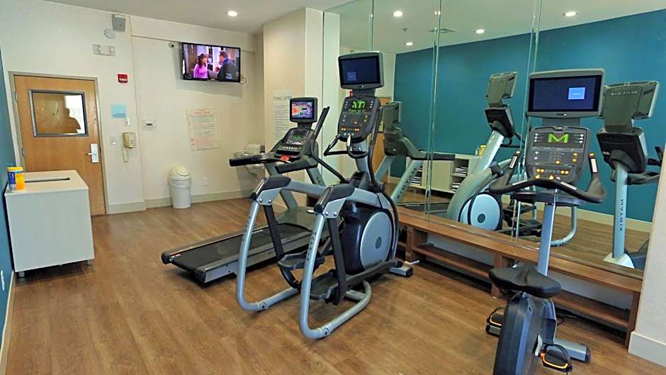 Holiday Inn Express & Suites South Padre Island By IHG