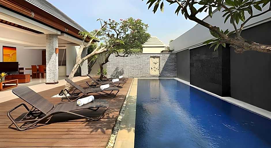 The Wolas Villas